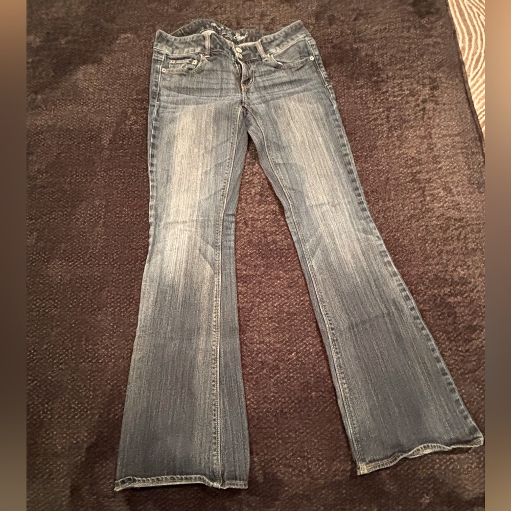 AE Stretch Artist Women's Blue Jeans